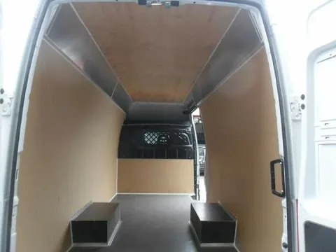 Panelvan İzolasyonu
